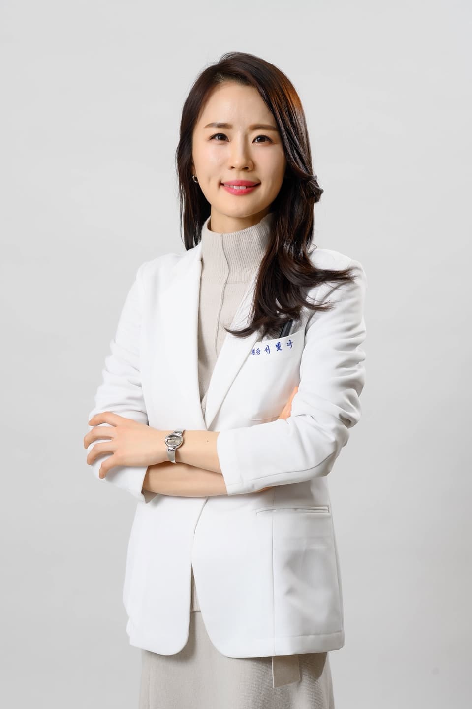 Dr. Bit-na Seo, founder of Beauty Story Clinic